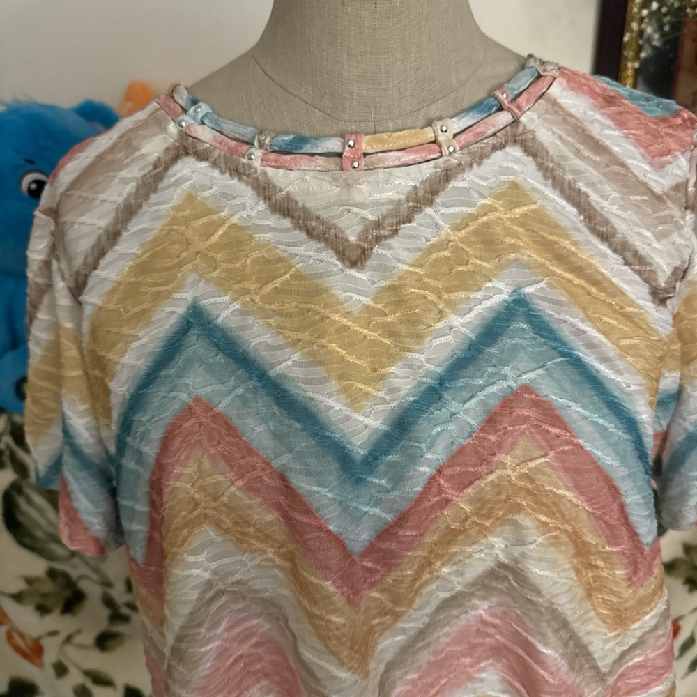 Chevron blouse - Picture 2 of 6
